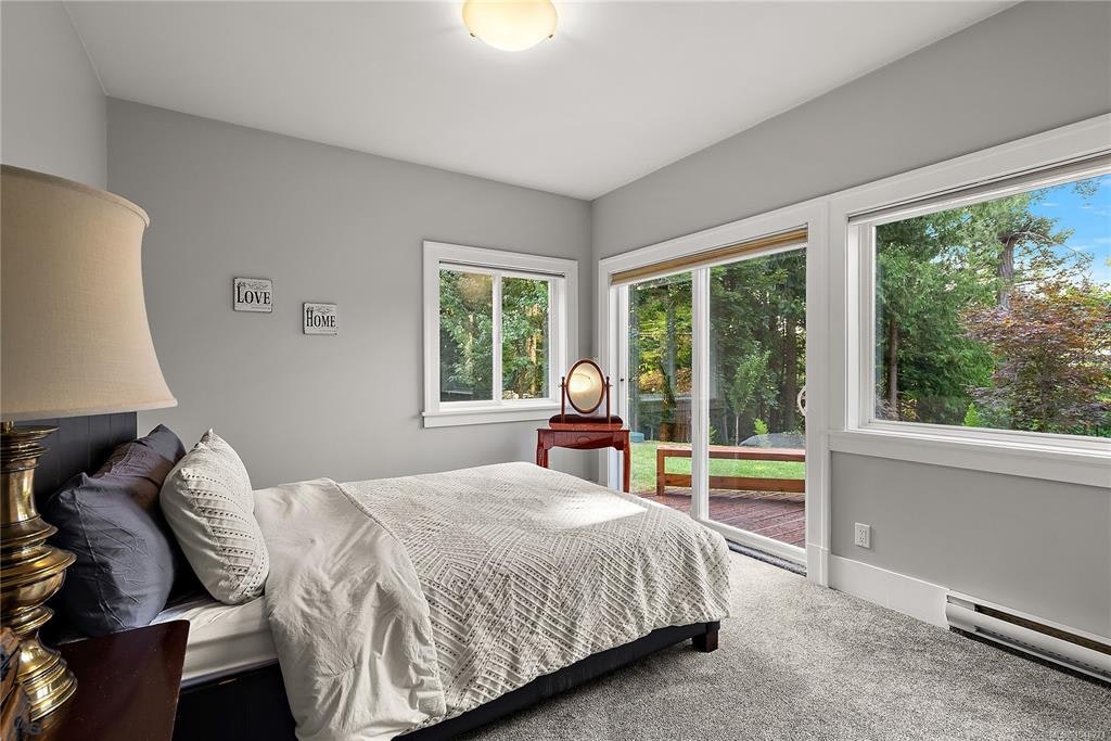 1205 Hillgrove Road, North Saanich, BC, V8L 5K7 - 31
