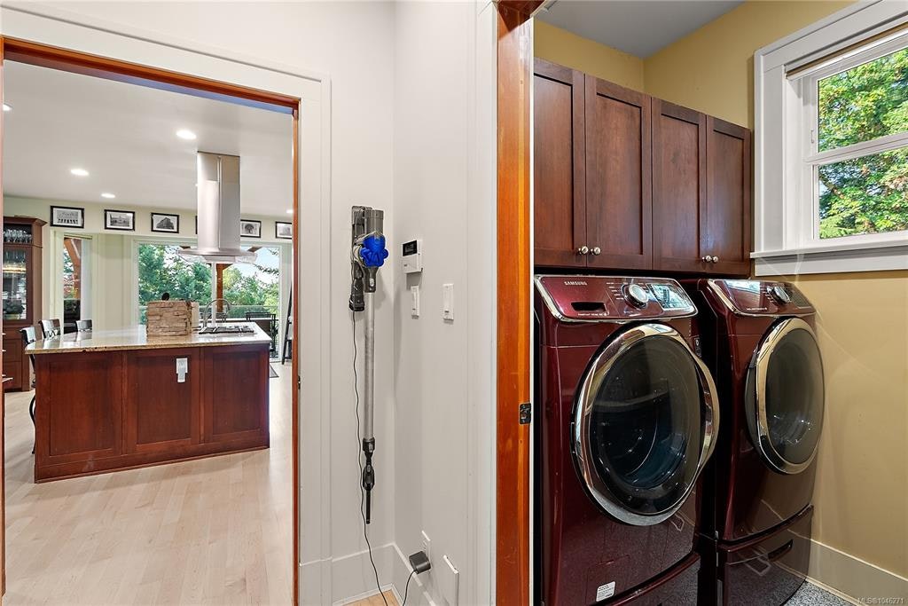 1205 Hillgrove Road, North Saanich, BC, V8L 5K7 - 21