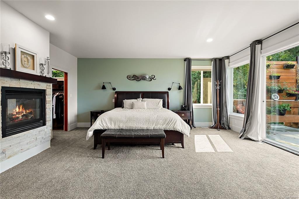 1205 Hillgrove Road, North Saanich, BC, V8L 5K7 - 16