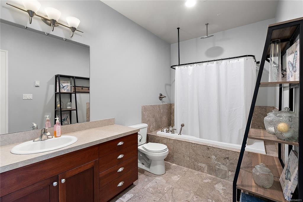 1205 Hillgrove Road, North Saanich, BC, V8L 5K7 - 33
