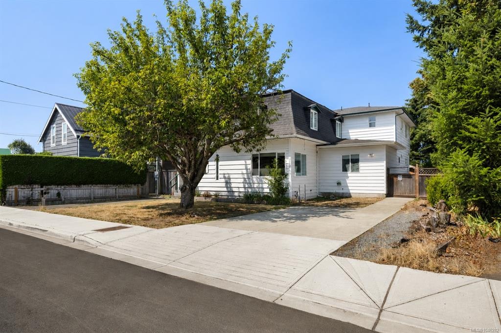 739 Marchmont Road, Duncan, BC, V9L 2L9 - 2