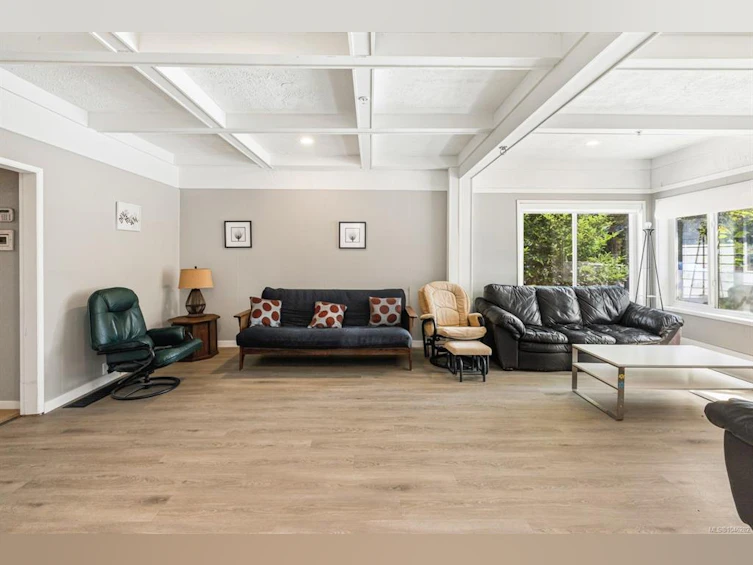 739 Marchmont Road, Duncan, BC, V9L 2L9 - 4