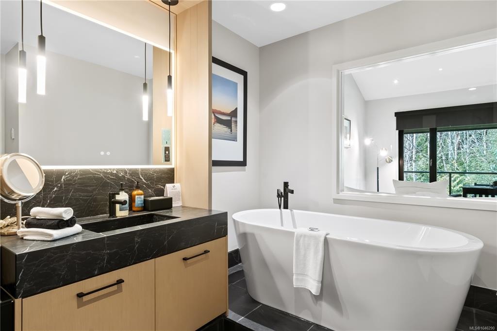 424-596 Marine Drive, Ucluelet, BC, V0R 3A0 - 8