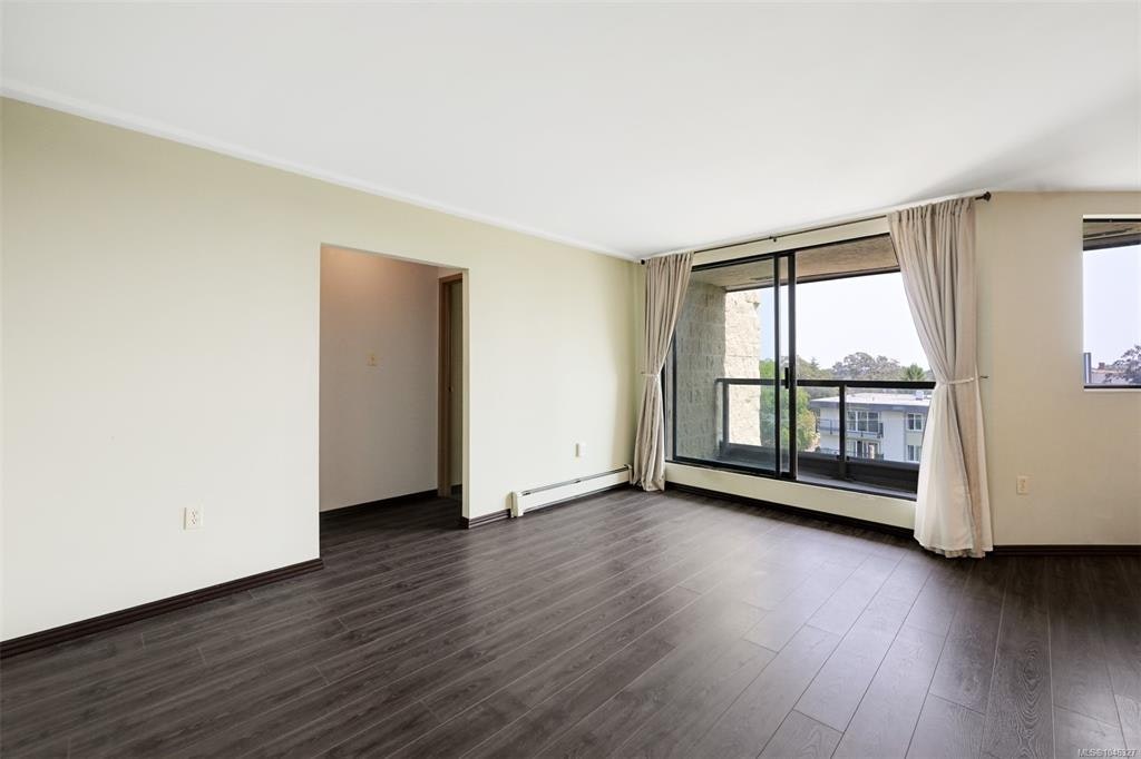 505-1745 Leighton Road - 4