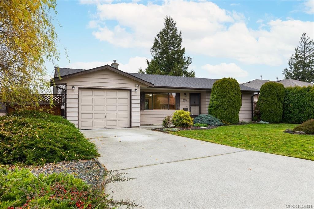 693 Wedgewood Crescent, Parksville, BC, V9P 1B6