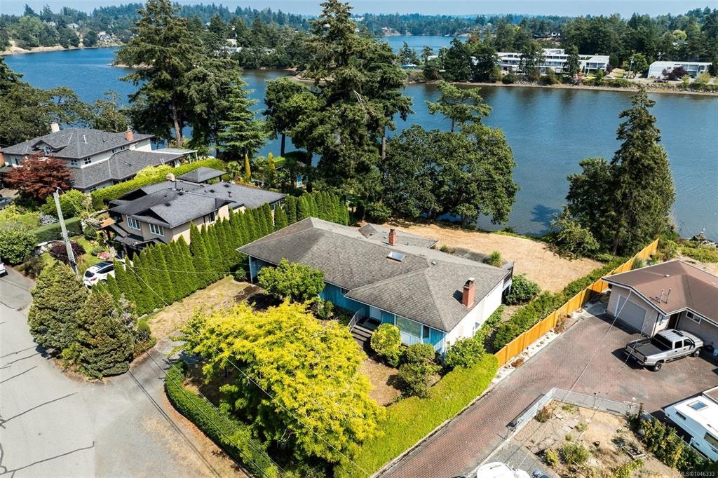 107 Kingham Place, View Royal, BC, V9B 1L9