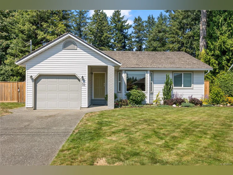 32 Oregon Road, Campbell River, BC, V9W 5T1