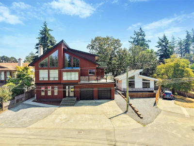 1143 Lindsay Place - 2
