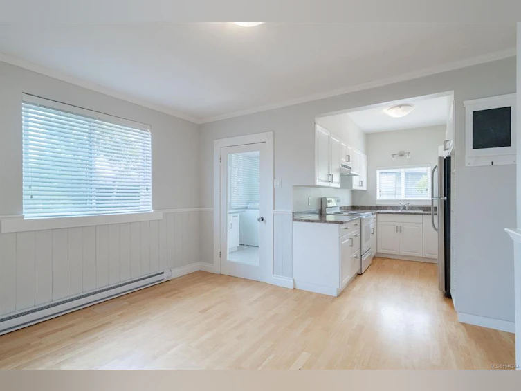 121 Harewood Road, Nanaimo, BC, V9R 2Y7 - 4