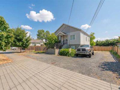 121 Harewood Road - 2