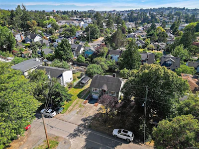 81 Logan Avenue - 5