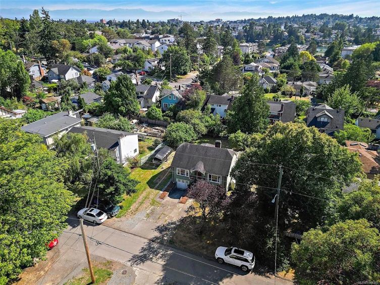 81 Logan Avenue, Saanich, BC, V9A 1H4 - 5