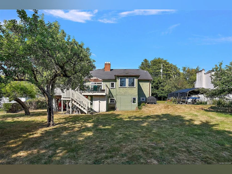 81 Logan Avenue, Saanich, BC, V9A 1H4 - 28