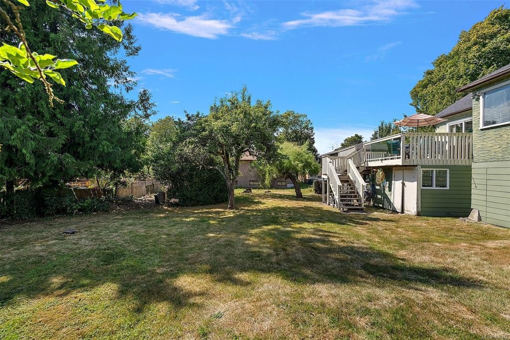 81 Logan Avenue, Saanich, BC, V9A 1H4 - 30