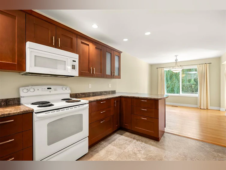 2275 Milford Road, Campbell River, BC, V9W 5H3 - 9