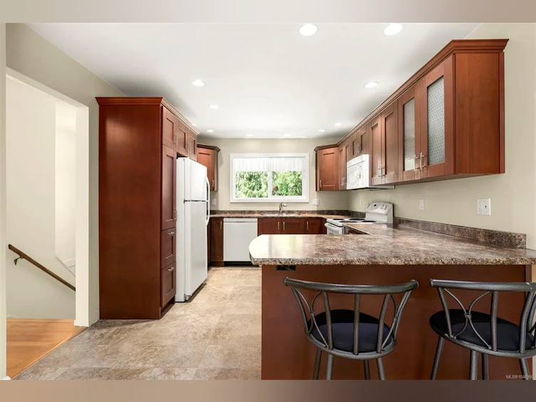 2275 Milford Road, Campbell River, BC, V9W 5H3 - 8