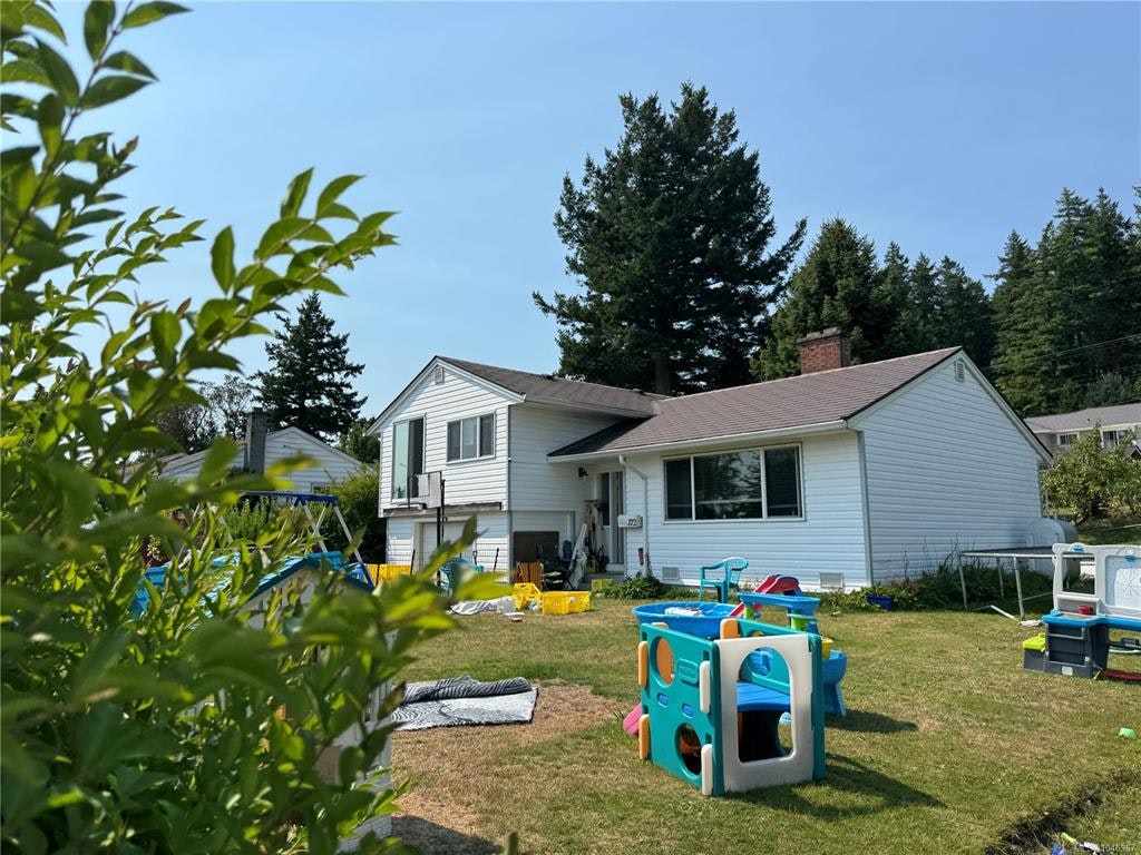 172 Mclean Street, Campbell River, BC, V9W 2M3
