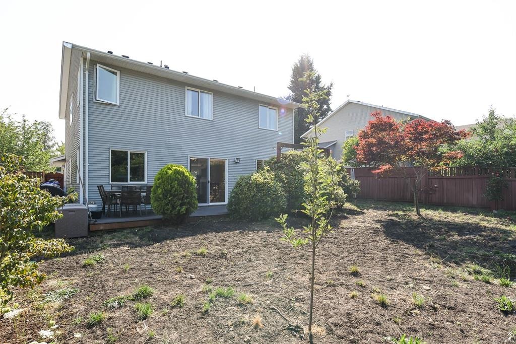 1272 Crown Place, Comox, BC, V9M 4G9 - 35
