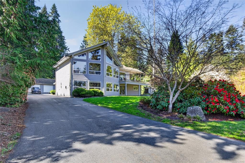 4594 Maple Guard Drive, Bowser/Deep Bay, BC, V0R 1G0