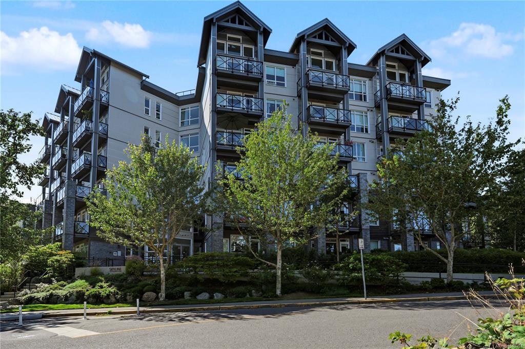109-924 Esquimalt Road, Esquimalt, BC, V9A 3P2