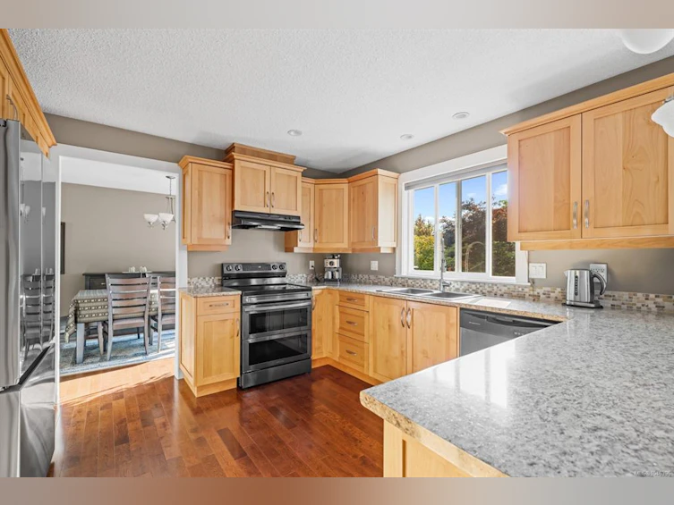 823 Glenhale Crescent, French Creek, BC, V9P 1Z8 - 20