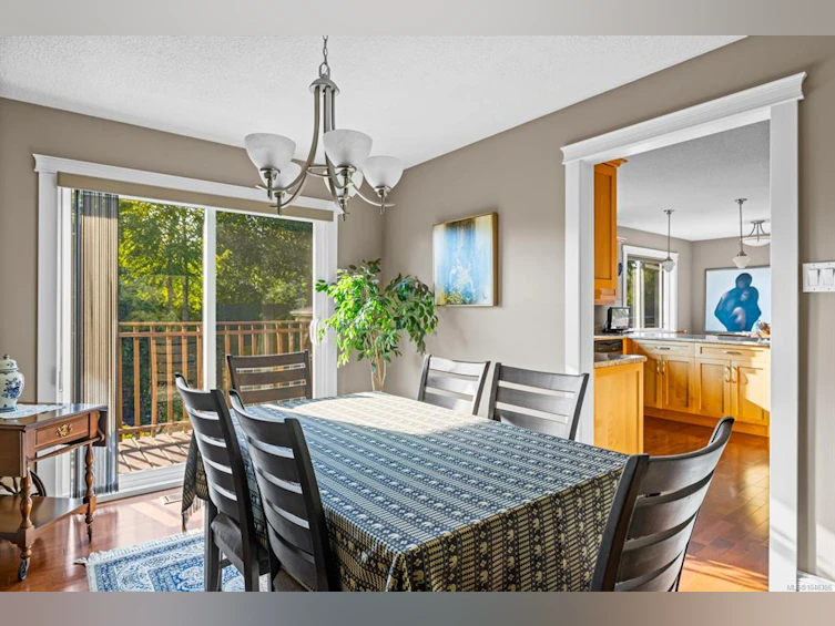 823 Glenhale Crescent, French Creek, BC, V9P 1Z8 - 3