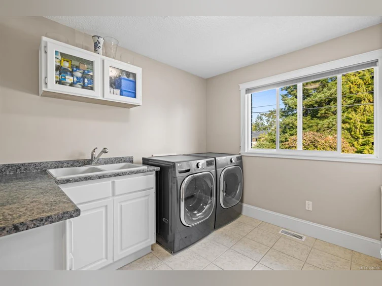 823 Glenhale Crescent, French Creek, BC, V9P 1Z8 - 36
