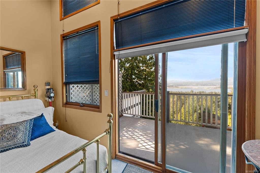 1059 Pat Burns Avenue, Gabriola Island, BC, V0R 1X2 - 30