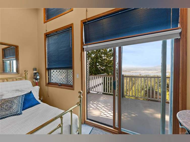 1059 Pat Burns Avenue, Gabriola Island, BC, V0R 1X2 - 30