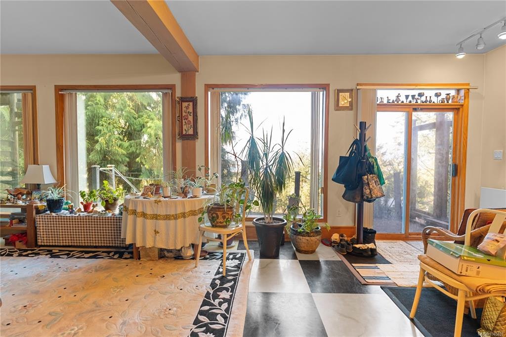 1059 Pat Burns Avenue, Gabriola Island, BC, V0R 1X2 - 35