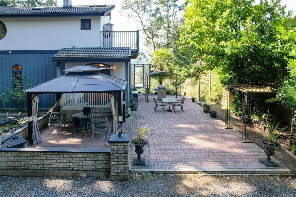 1059 Pat Burns Avenue, Gabriola Island, BC, V0R 1X2 - 4