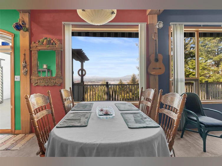1059 Pat Burns Avenue, Gabriola Island, BC, V0R 1X2 - 12