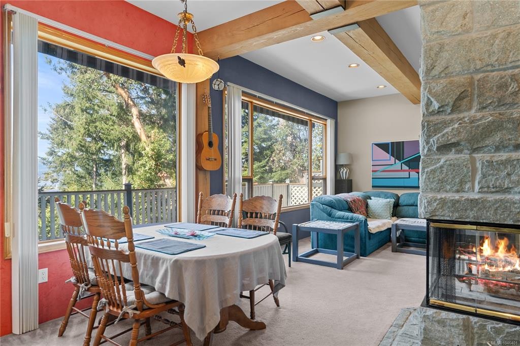 1059 Pat Burns Avenue, Gabriola Island, BC, V0R 1X2 - 11