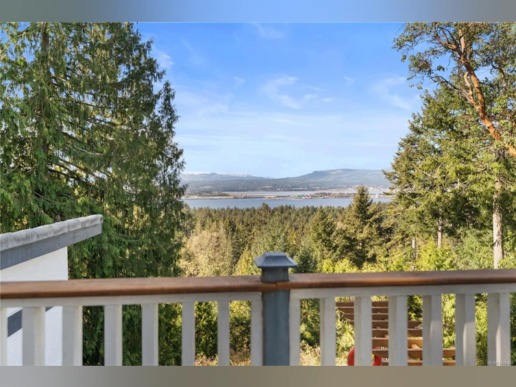 1059 Pat Burns Avenue, Gabriola Island, BC, V0R 1X2 - 31