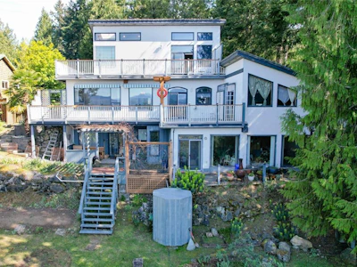 1059 Pat Burns Avenue - 2