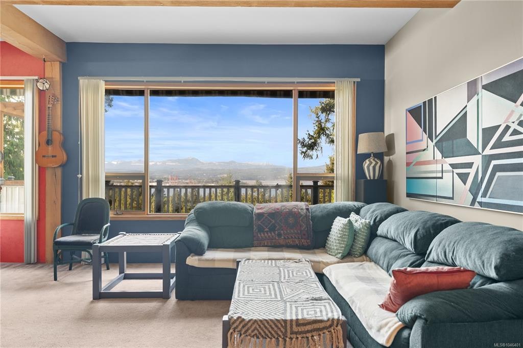 1059 Pat Burns Avenue, Gabriola Island, BC, V0R 1X2 - 6