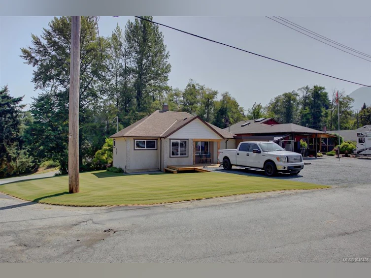 26 Stevens Crescent, Lake Cowichan, BC, V0R 2G0 - 3