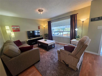 3871 Anderson Avenue - 4