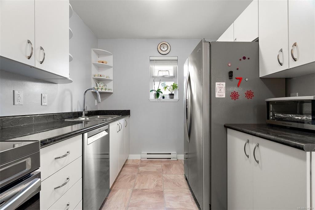 234 E Gorge Road, Victoria, BC, V9A 1L5 - 12