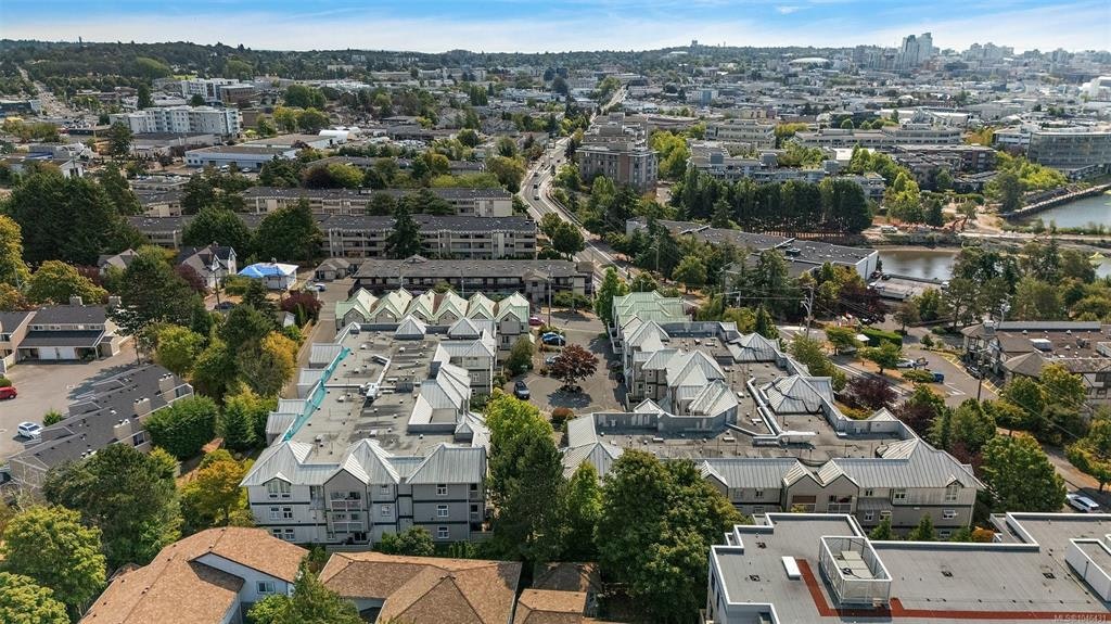 234 E Gorge Road, Victoria, BC, V9A 1L5 - 33