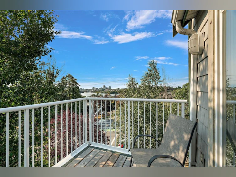 234 E Gorge Road, Victoria, BC, V9A 1L5 - 23