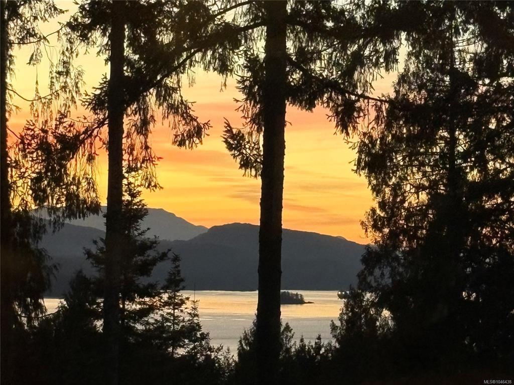 2657 Galleon Way, Pender Island, BC, V0N 2M2