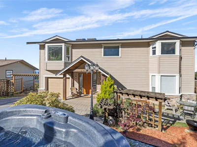 5170 Laguna Way - 2