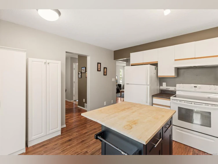 2553 Sloan Road, Nanaimo, BC, V9T 5P6 - 14