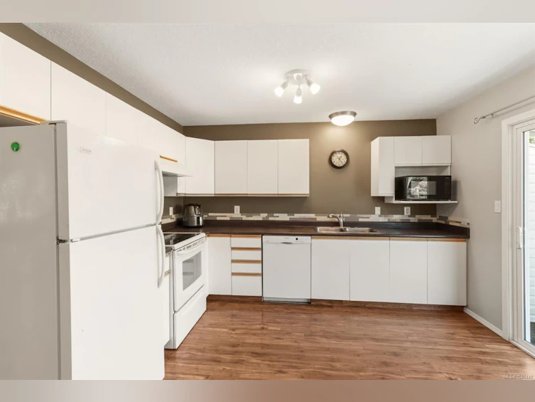 2553 Sloan Road, Nanaimo, BC, V9T 5P6 - 12