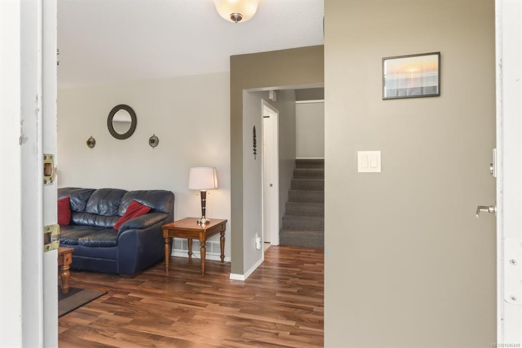 2553 Sloan Road - 5