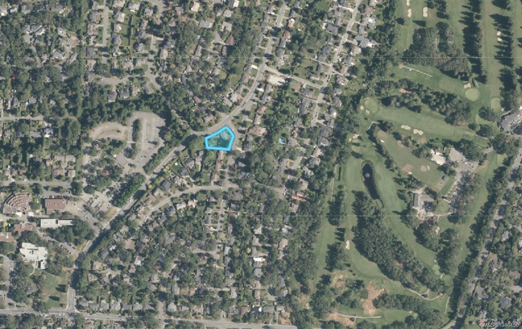 3294 Henderson Road, Oak Bay, BC, V8P 5A6