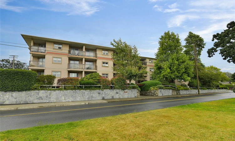 301-1694 Cedar Hill Cross Road