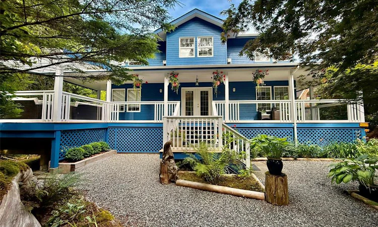1212 Lynn Road