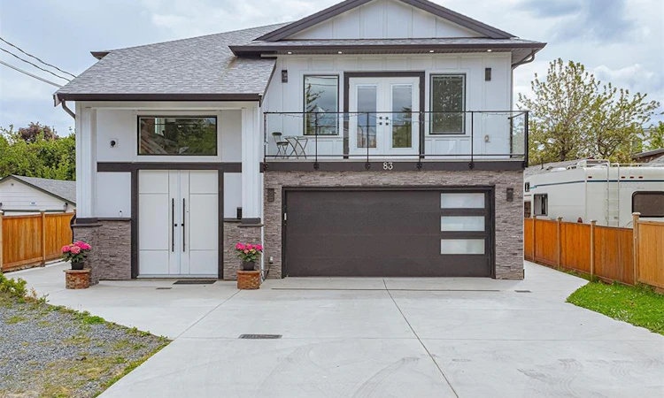 83 Crease Avenue